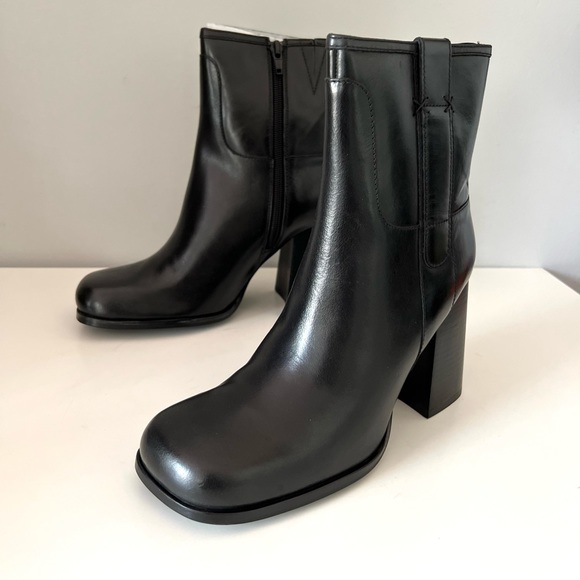 🌻🆕FREE PEOPLE Naomi Ankle Heel Boots-Black-Size 8 - Picture 7 of 16
